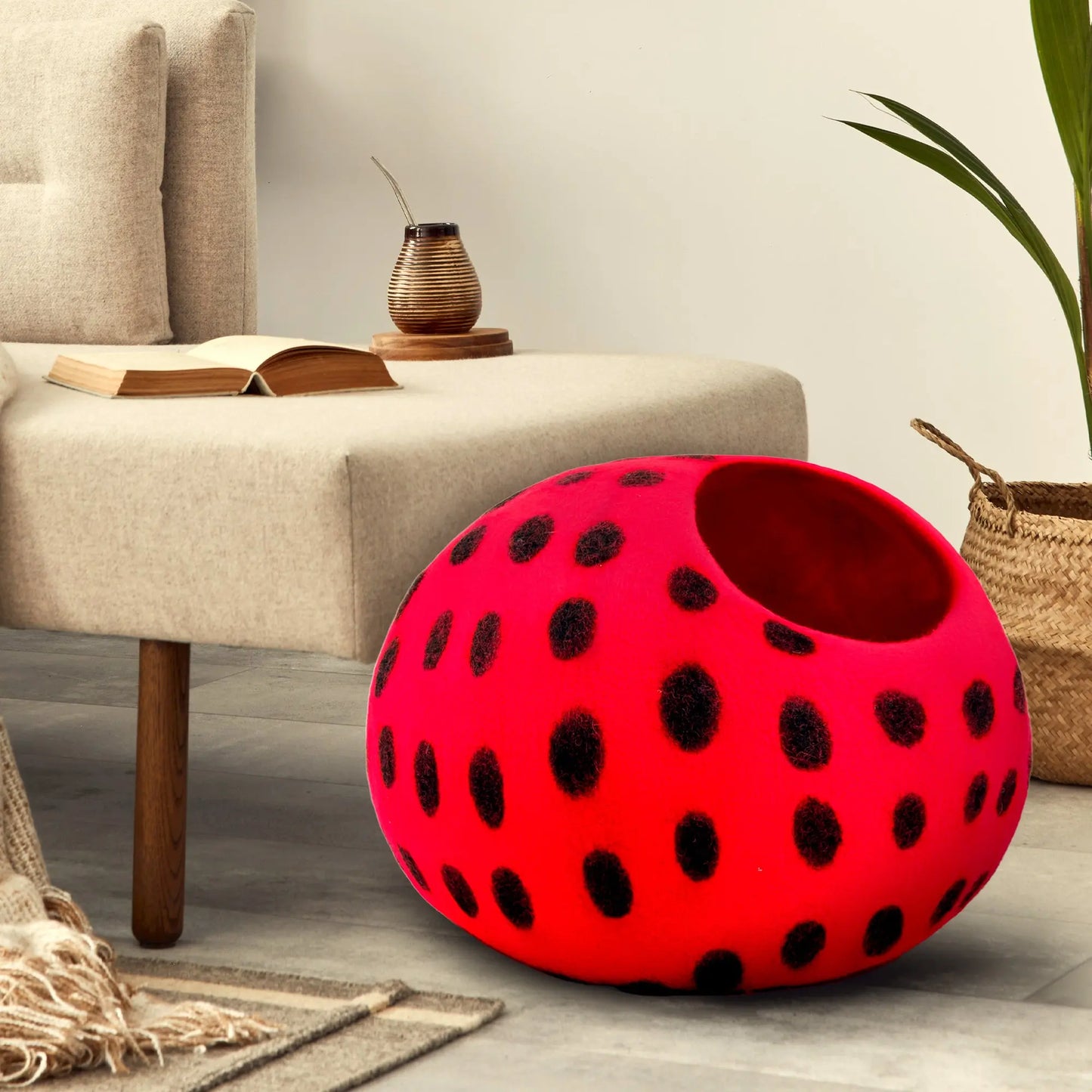 Luxury Felt Cat Cave Bed - Polka Dot Series - Handcrafted Wool Kitty Bed for Indoor Cats - Eco-Friendly Merino Wool, Foldable Hideaway House Woolygon