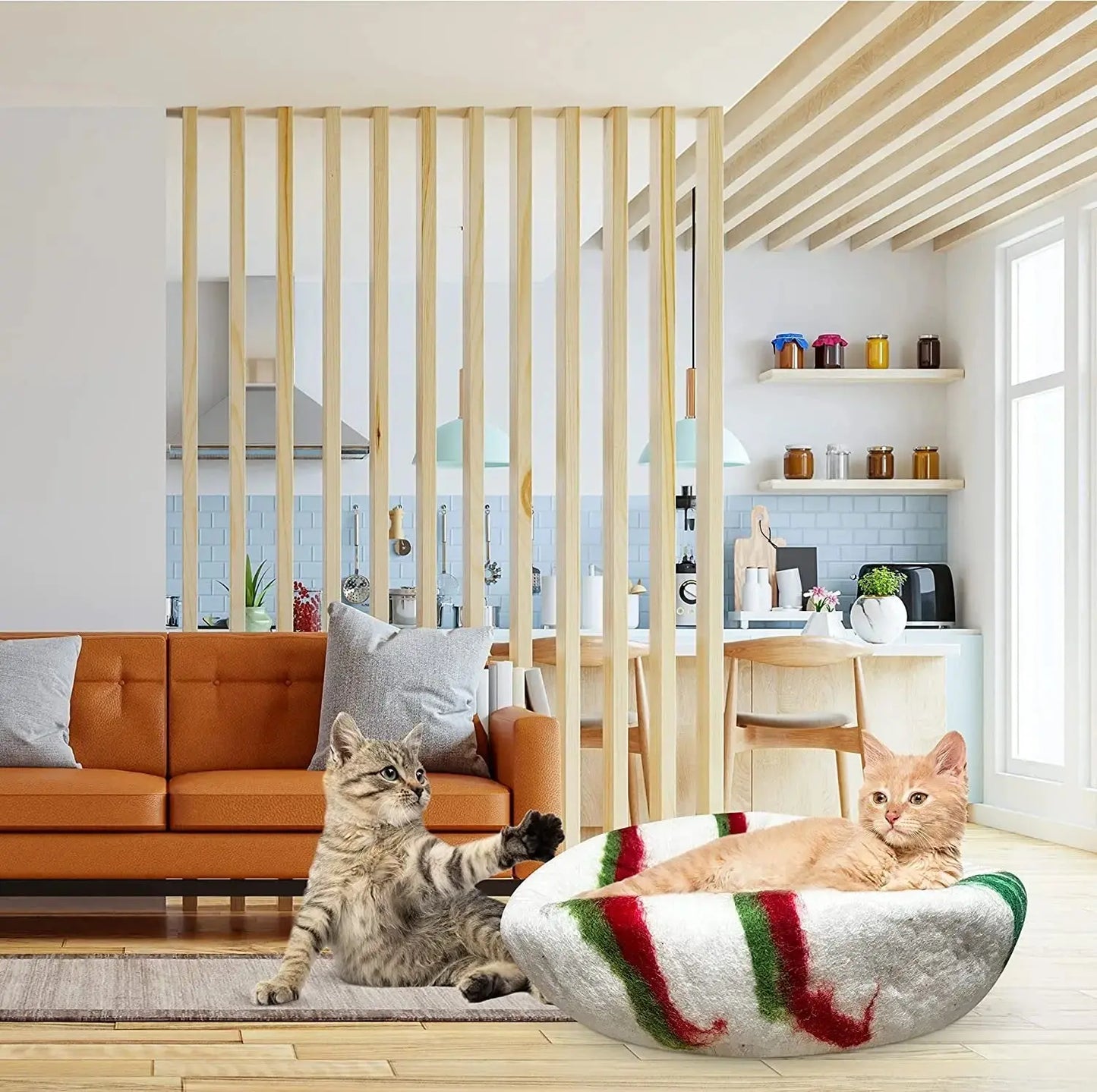 Luxury cat bed with felt material